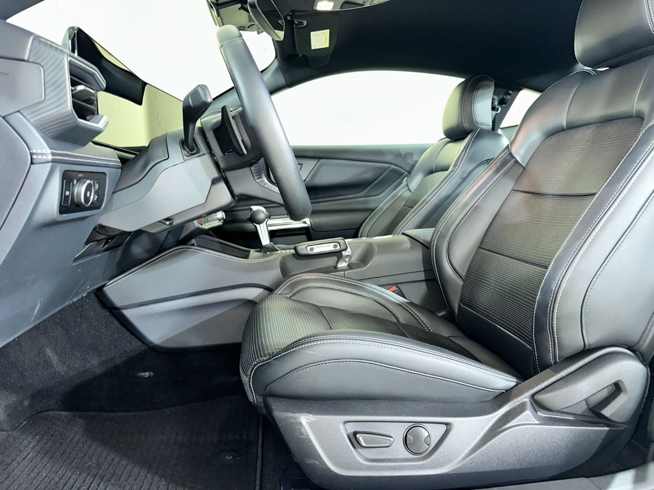 فورد موستانج GT Premium 5.0L (486 HP) Coupe A/T