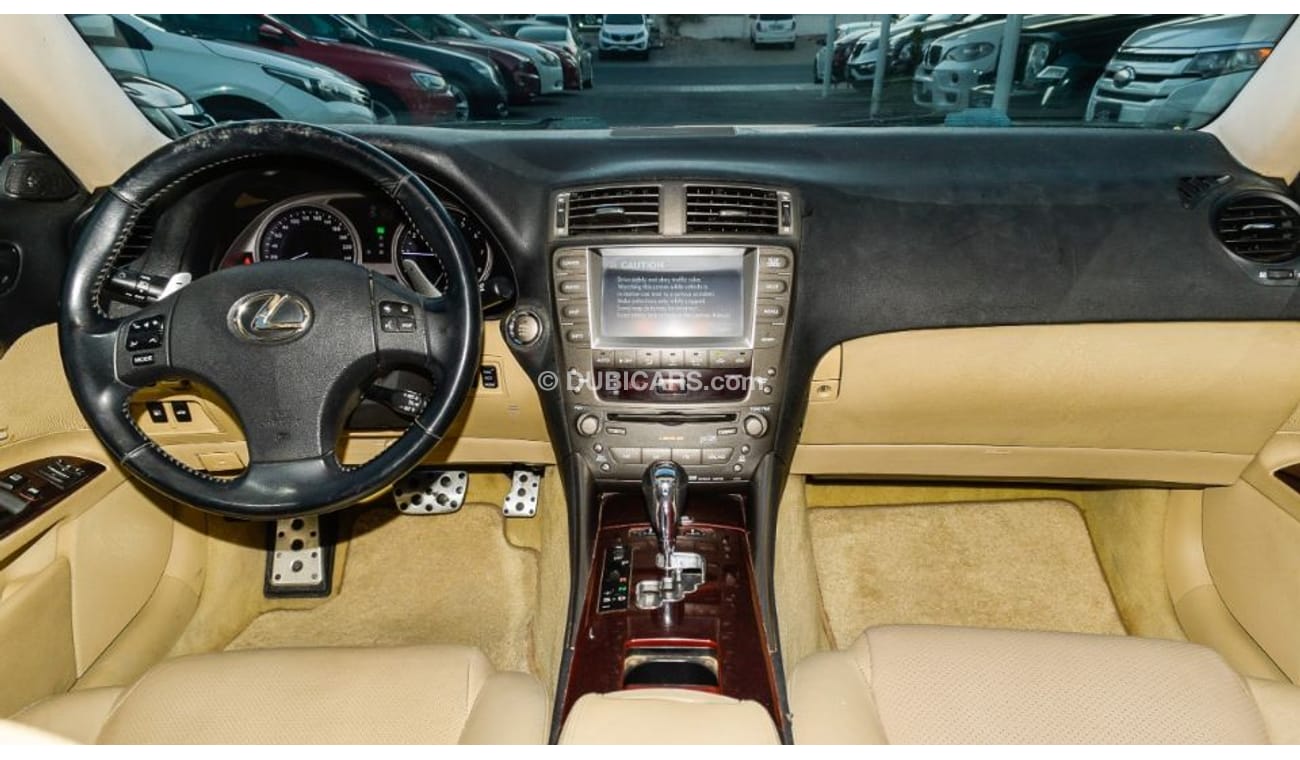 لكزس IS 300 خليجي موديل 2008 كت 2014 رقم واحد فتحه جلد رنجات حساسات كاميرا شاشه  مثبت سرعه  لاتحتاج لأي مصاريف