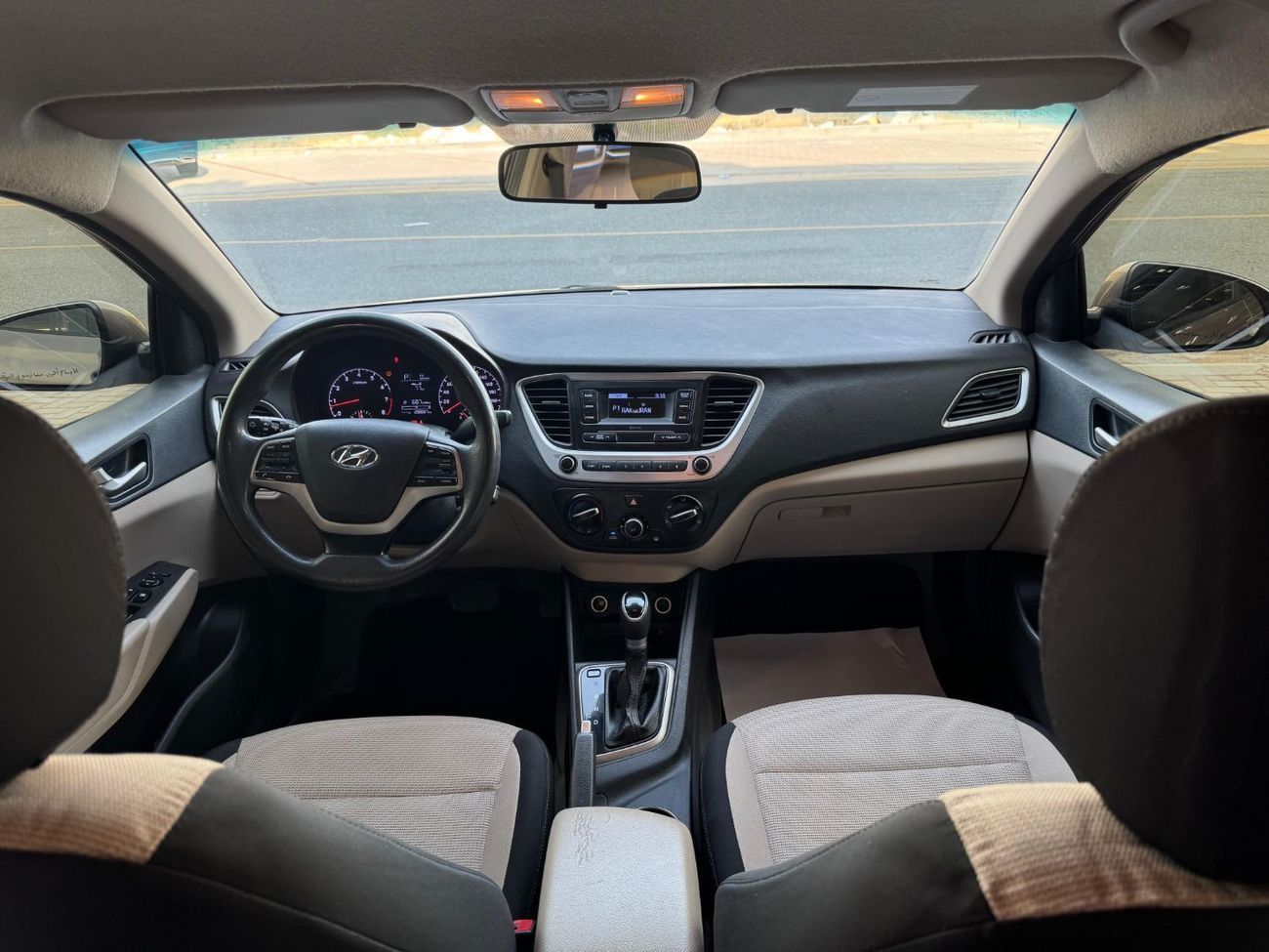 هيونداي أكسنت GL 1.6L (123 HP) GL 1.6L V4 / REAR SENSORS / REAR AC / IN PERFECT CONDITION / ECO CAR