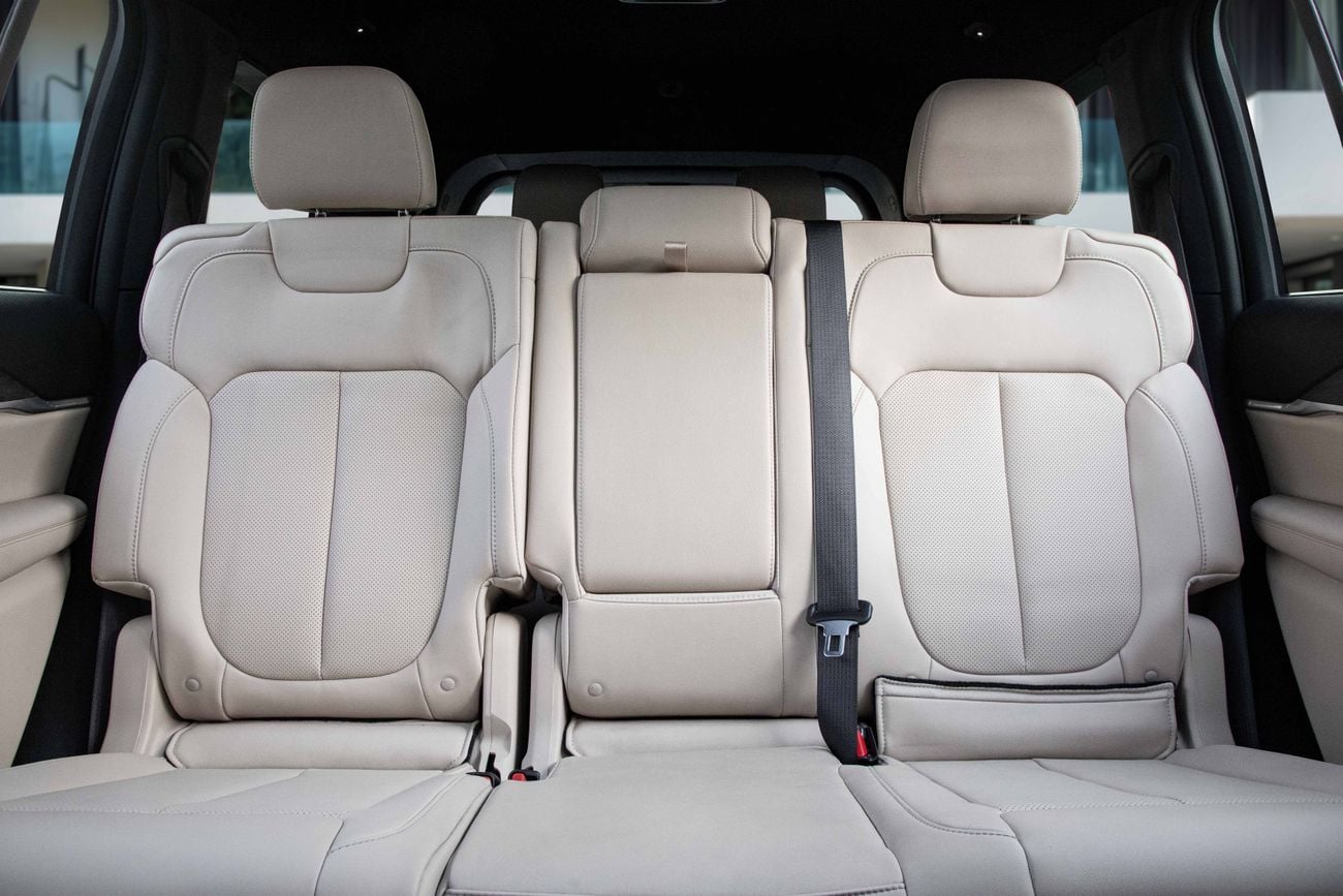 Jeep Grand Cherokee LIMITED PLUS Grand Cherokee L Limited | 3,330 P.M | 0% Downpayment | JEEP WARRANTY