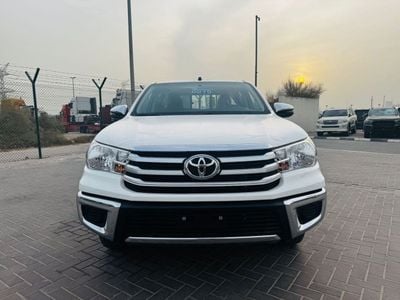 تويوتا هيلوكس 2.0 L PETROL I M/T I DCABIN  4X2  I  PETROL