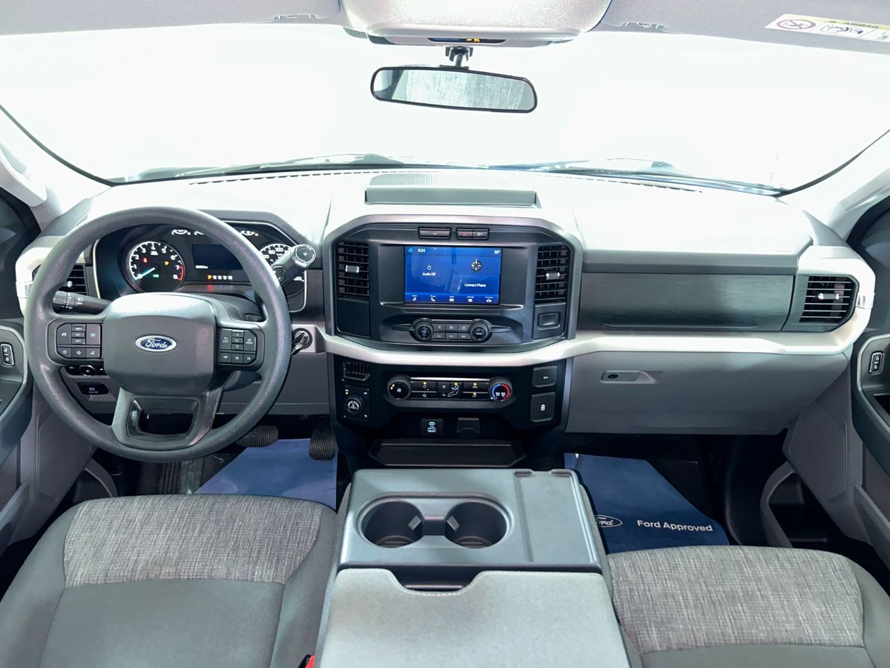 Ford F 150 XLT 5.0L Crew Cab Utility 1323W F150 XLT CREW 145'' 5.0L V8 AT CLOTH W/O STRT-STOP OPT