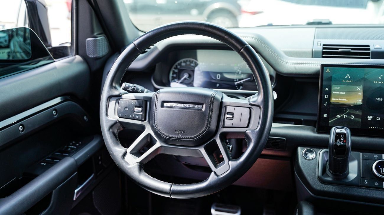 لاند روفر ديفندر