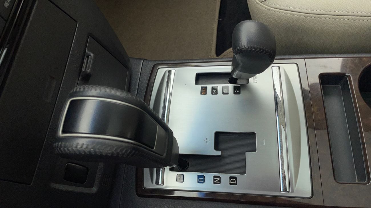 Mitsubishi Pajero GLS Highline 3.8L (274 HP) 2017 GLS HIGHLINE | AED 1228/Month | 0 DP | 30 Day Return | Warranty | Se