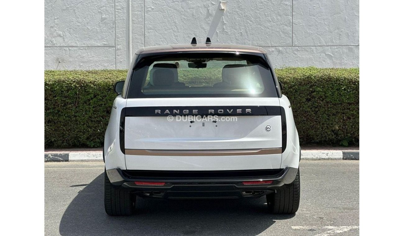 Land Rover Range Rover GCC SPEC UNDER WARRANTY AND SERVICE