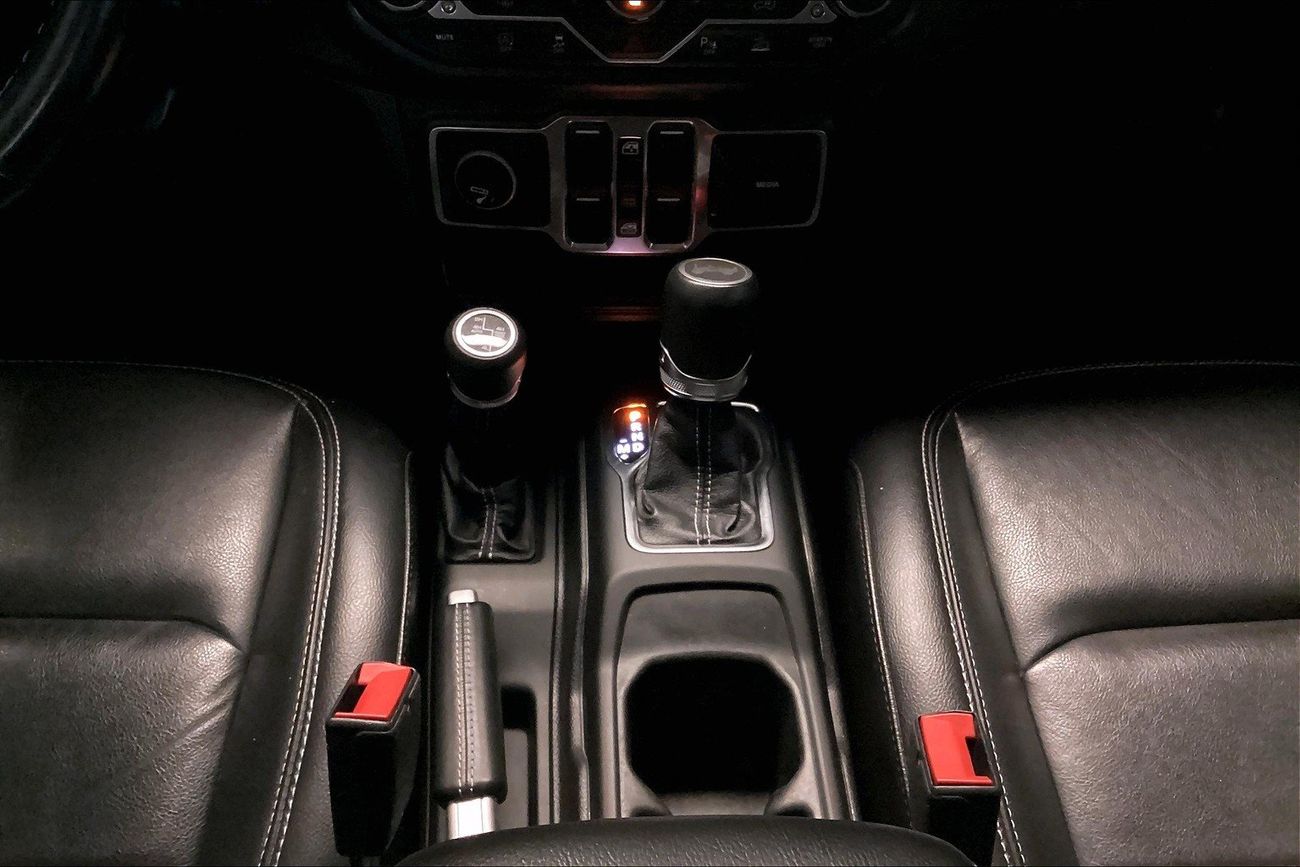 Jeep Wrangler Sahara Plus Unlimited | Guaranteed Warranty | 0 Down Payment