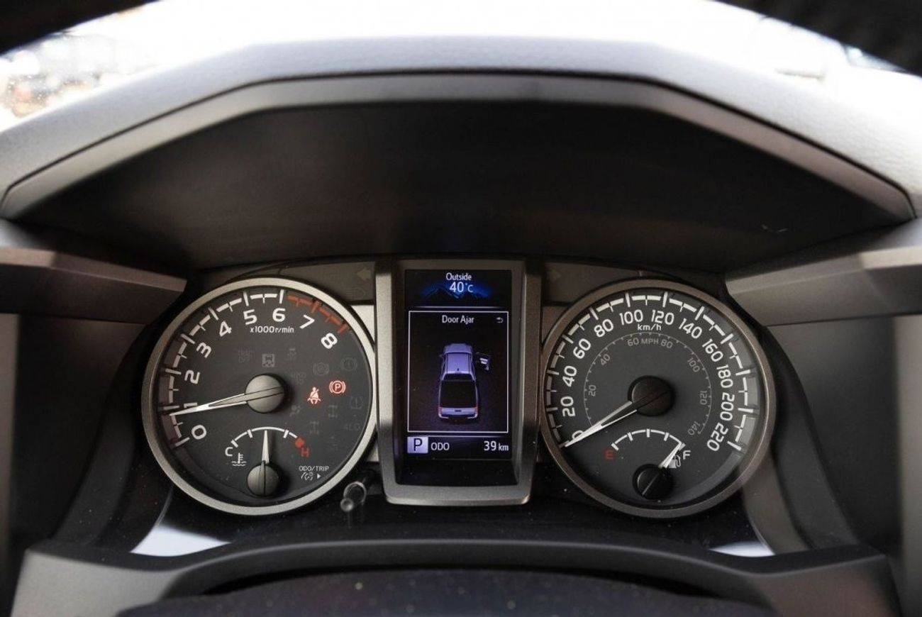 Toyota Tacoma 2022 Toyota Tacoma 3.5 TRD Sport- White inside Black | Export Only