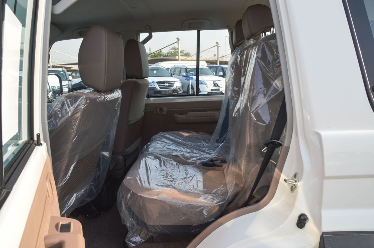 Toyota Land Cruiser 70 LC76 LX