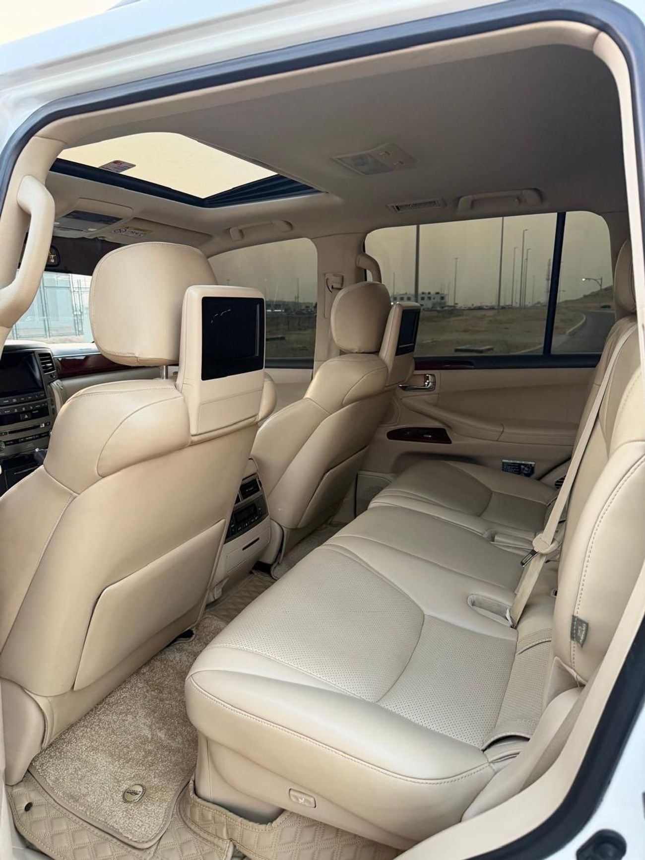 لكزس LX 570 PLATINUM