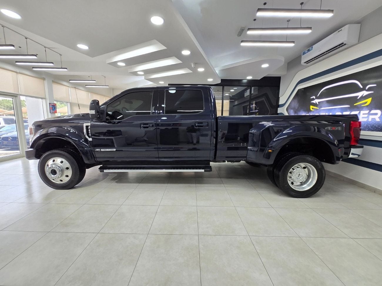 Ford F-550
