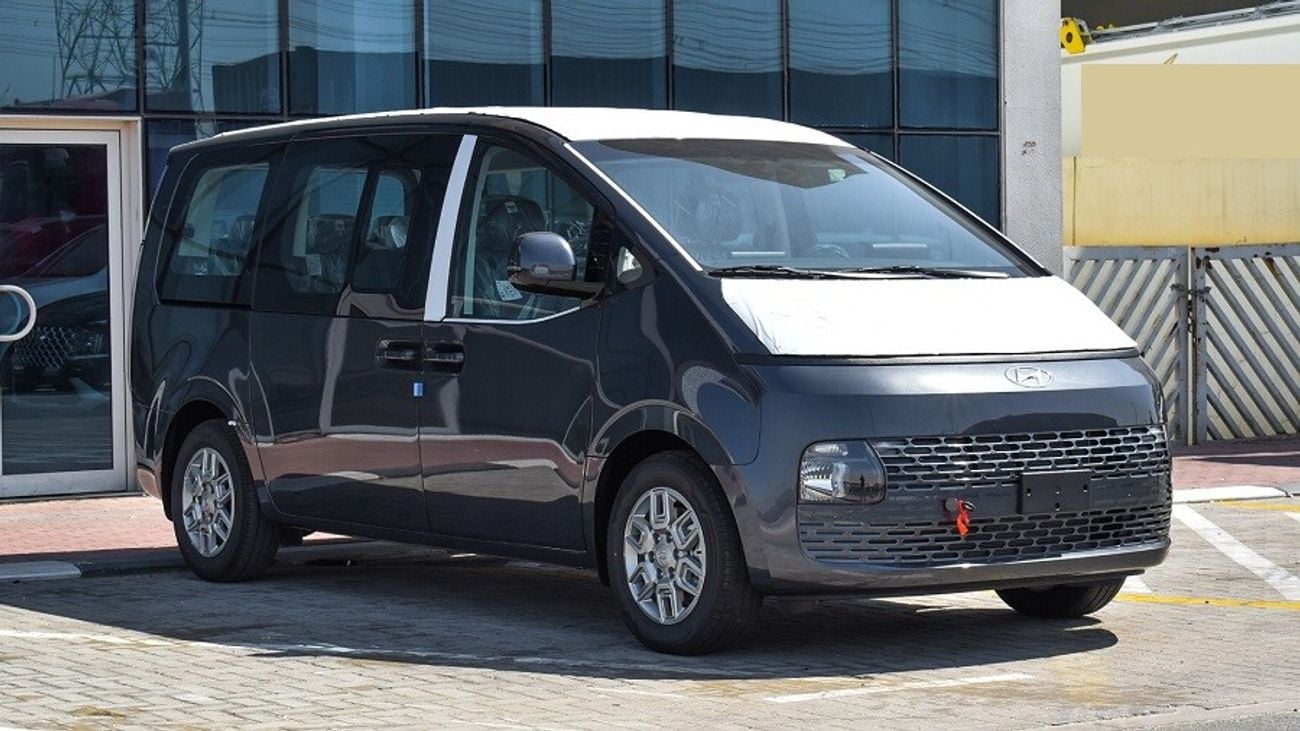Hyundai Staria 3.5L VAN 11-SEATER (PETROL)