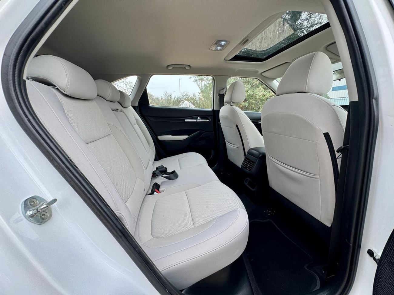 Kia Seltos GT Line 1.6L 800-Monthly l GCC l Sunroof, Cruise, Camera l Accident Free