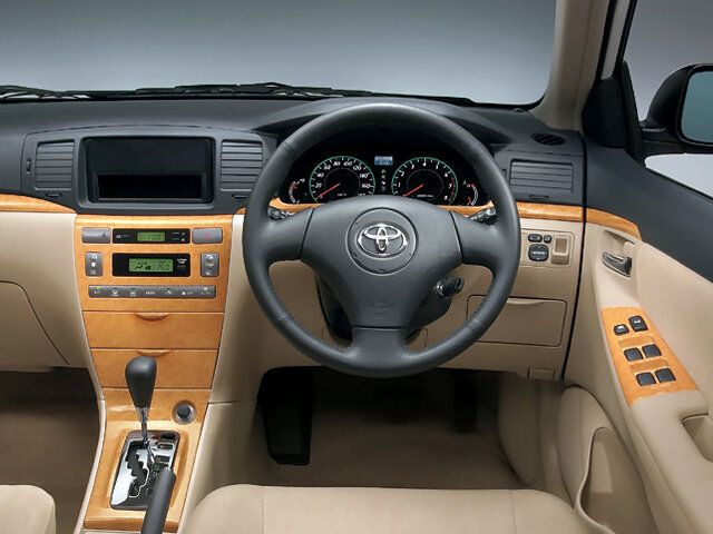 Toyota Allex interior - Cockpit