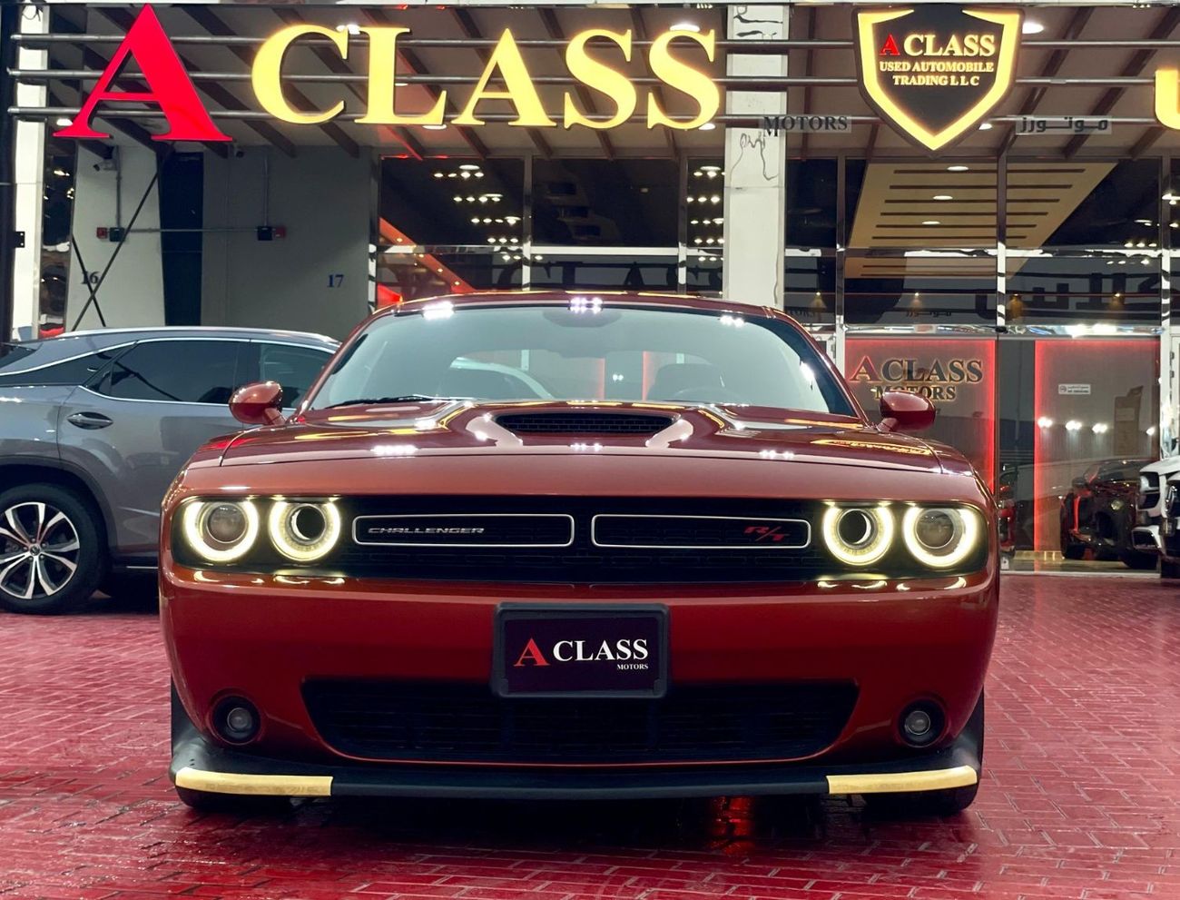 Dodge Challenger 392 Hemi Scat Pack Shaker