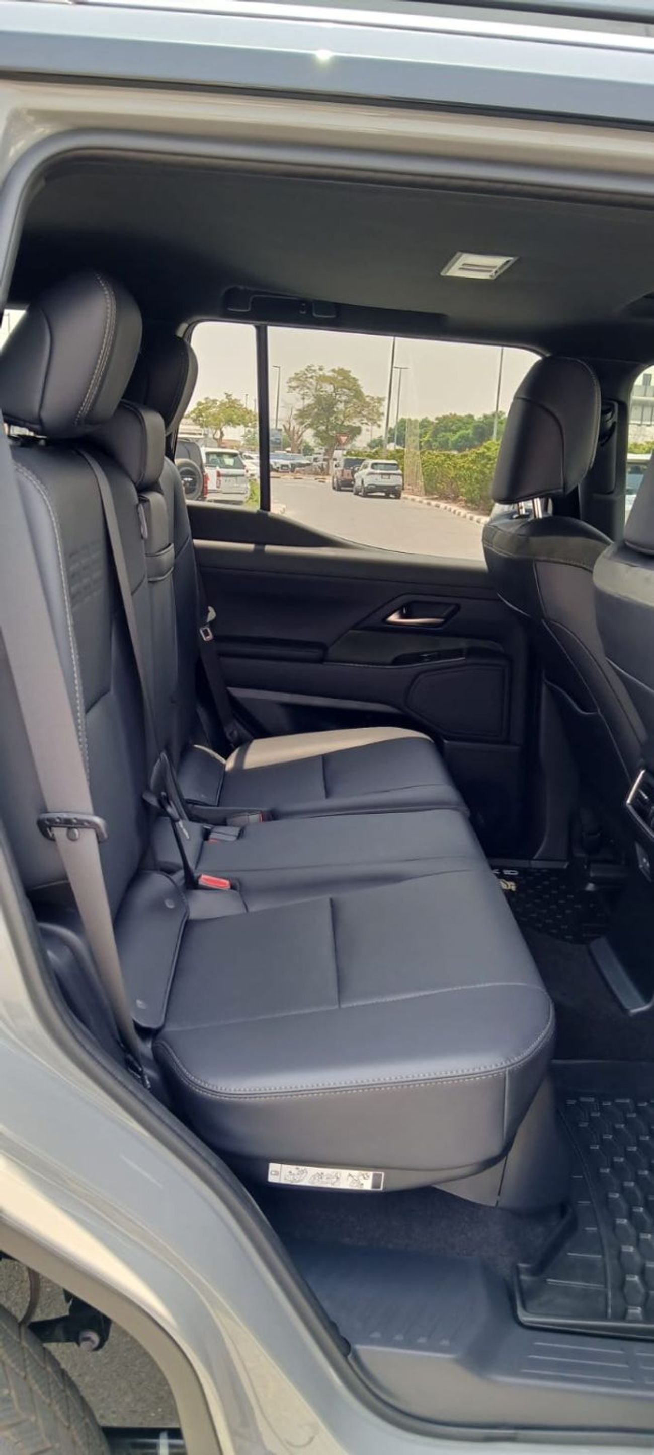 Lexus GX550 PREMIUM (NON GCC)