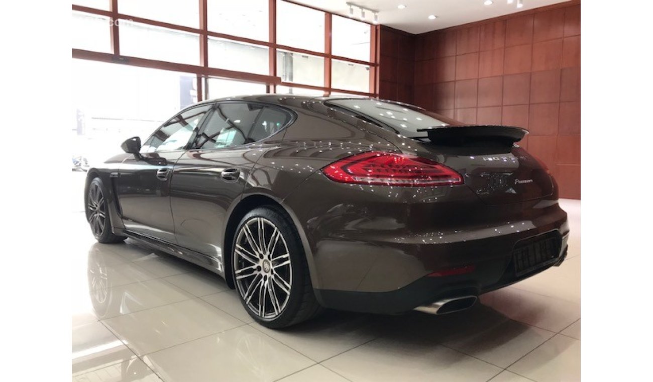 Porsche Panamera