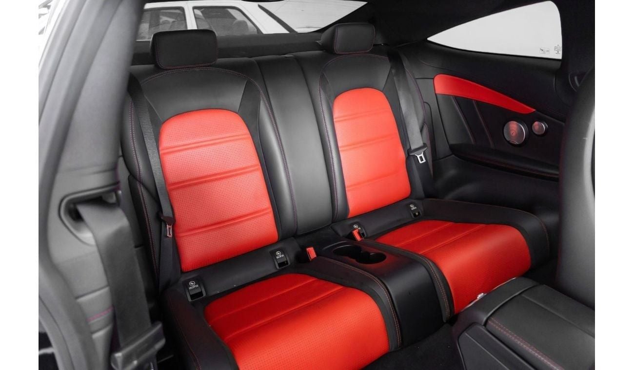 Mercedes-Benz C 63S AMG Std 4.0L Coupe