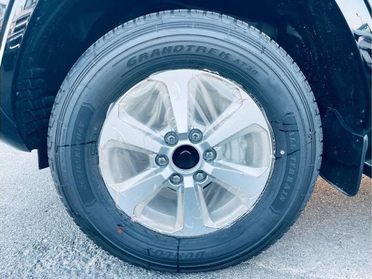 Toyota Land Cruiser TOYOTA LC300 GXR 3.5L TWIN TURBO 2024 WITH SUNROOF 273000 AED FOR EXPORT PRICE