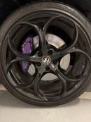 ألفا روميو جوليا Veloce 2.0L AWD