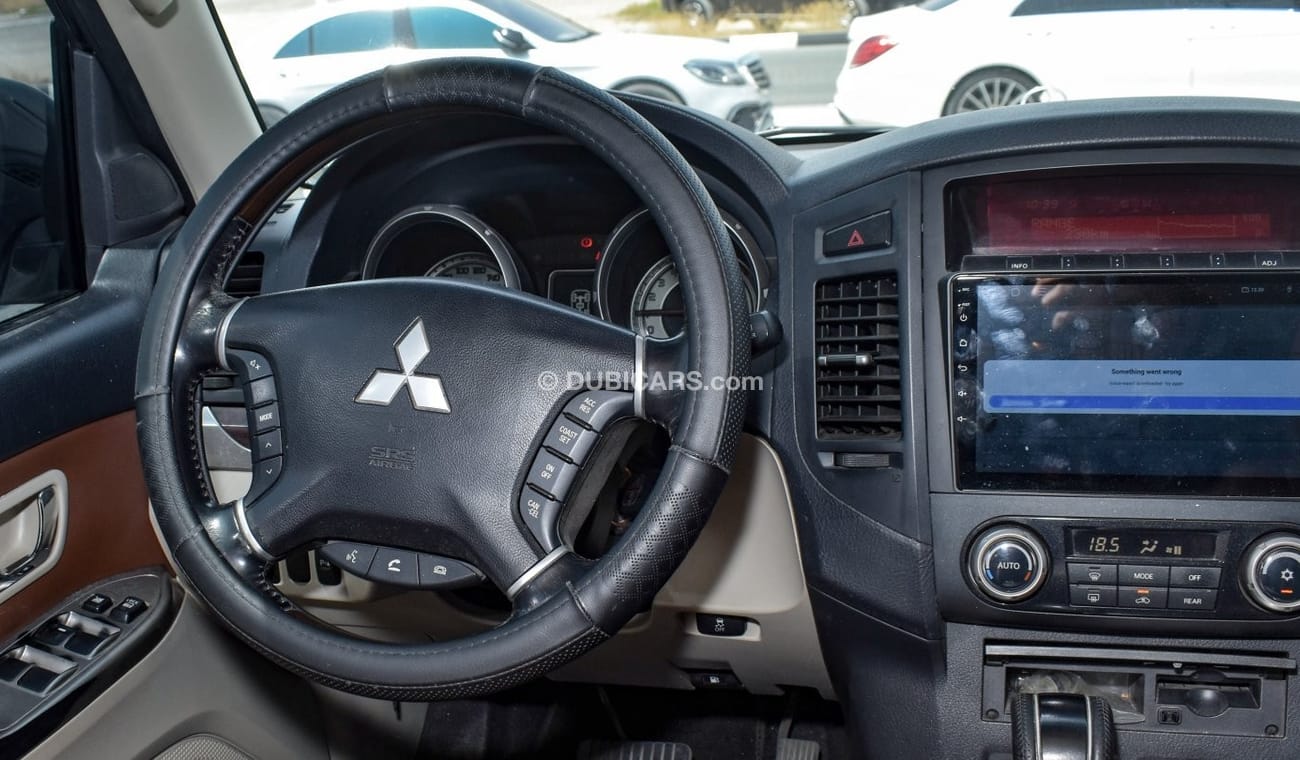 Mitsubishi Pajero GLS