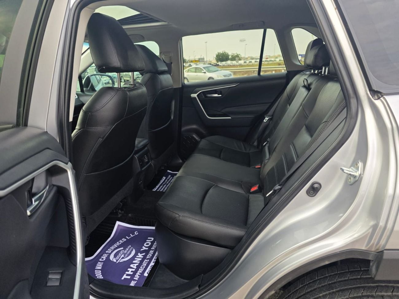 تويوتا راف ٤ 2.5L XLE Hybrid