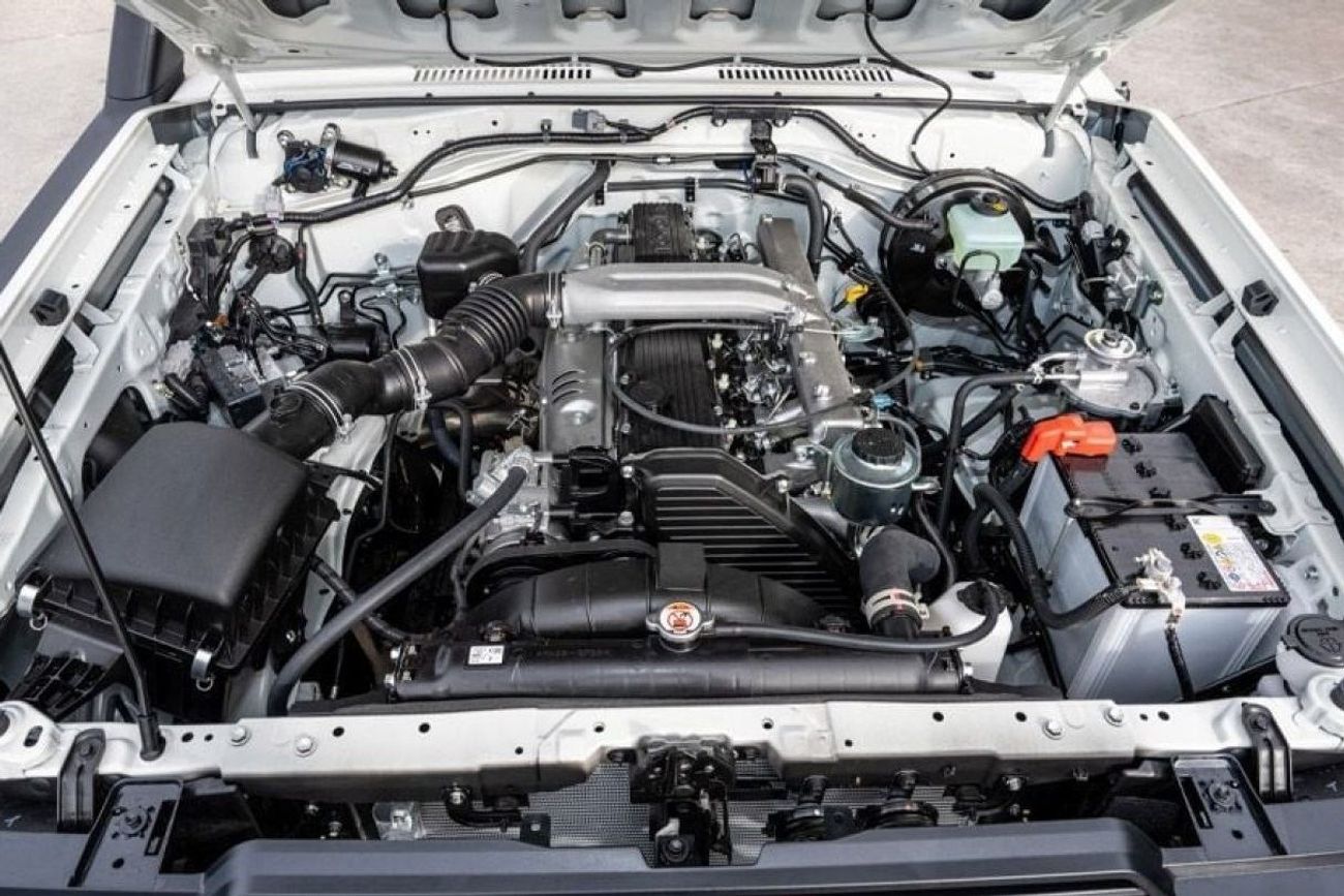 Toyota Land Cruiser Pick Up Land Cruiser Pick Up D/C 4.2L Diesel M/T 2024