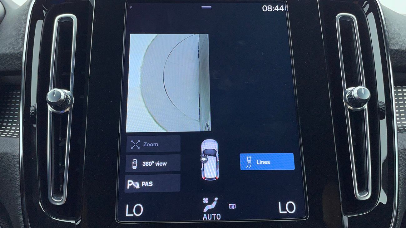 فولفو XC 40 T4 R DESIGN 2 | بدون دفعة مقدمة | اختبار قيادة مجاني للمنزل