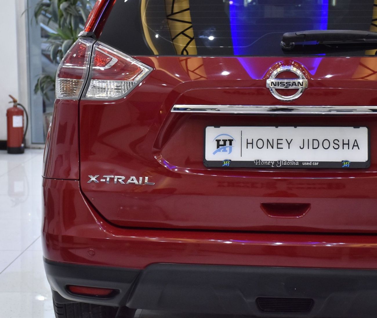 Nissan XTrail EXCELLENT DEAL for our Nissan X-Trail 2.5 SV 4WD ( 2015 Model ) in Red Color GCC Specs