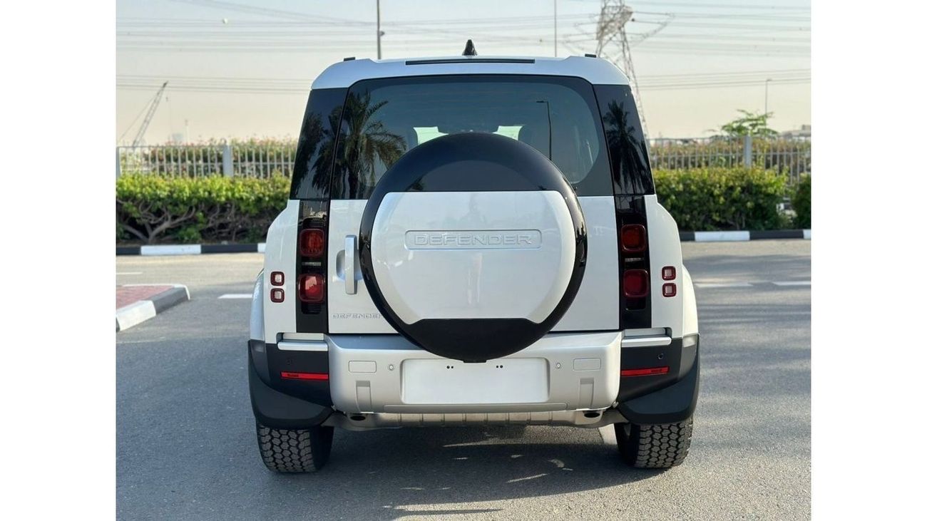 Land Rover Defender New! GCC Spec & With Warranty & Service