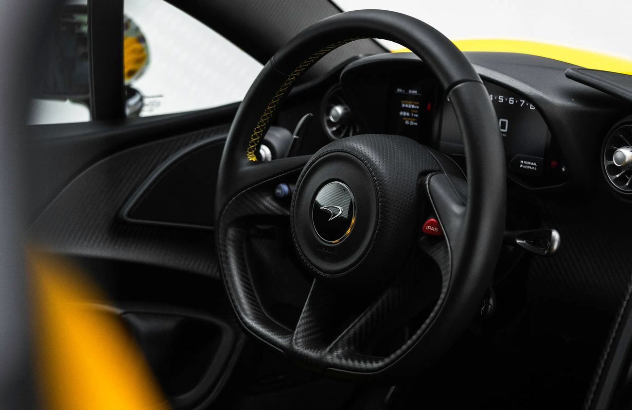 مكلارين P1 3.8L V8 Twin-Turbocharged + Electric Motor