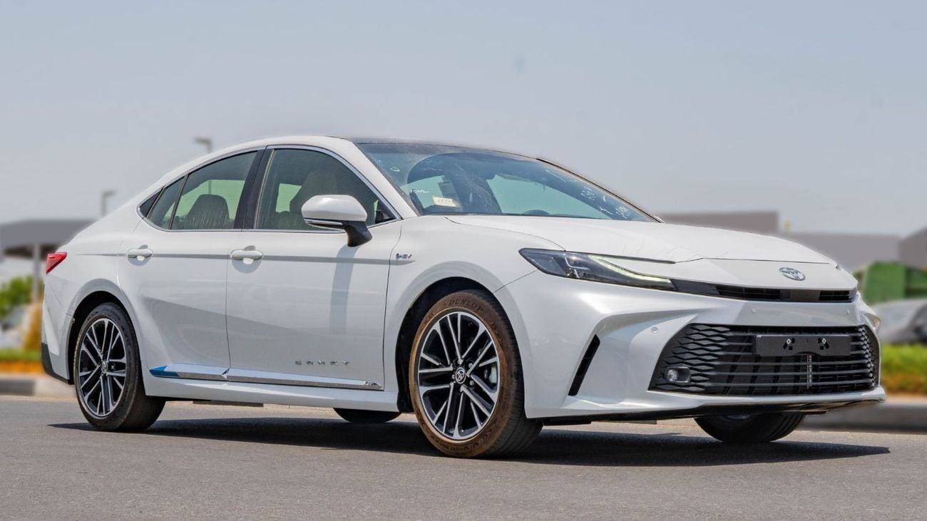 Toyota Camry 2025 Toyota Camry LE 2.5L AT Hybrid (White)