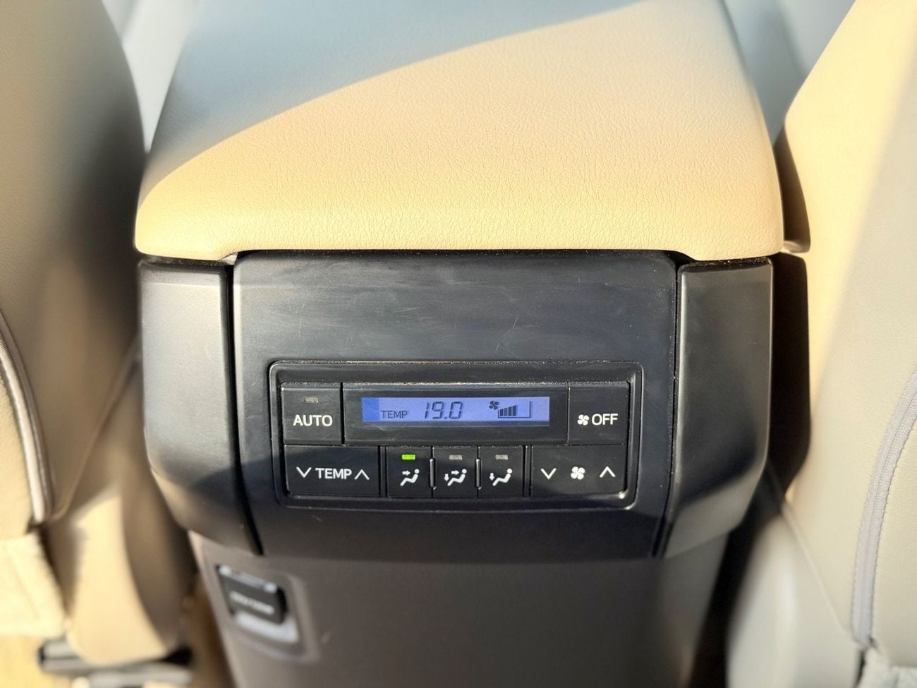 تويوتا برادو Toyota Prado TX-L Top 4.0L