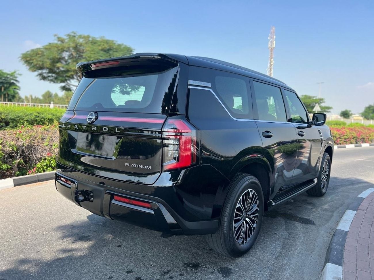 Nissan Patrol SE PLATINUM