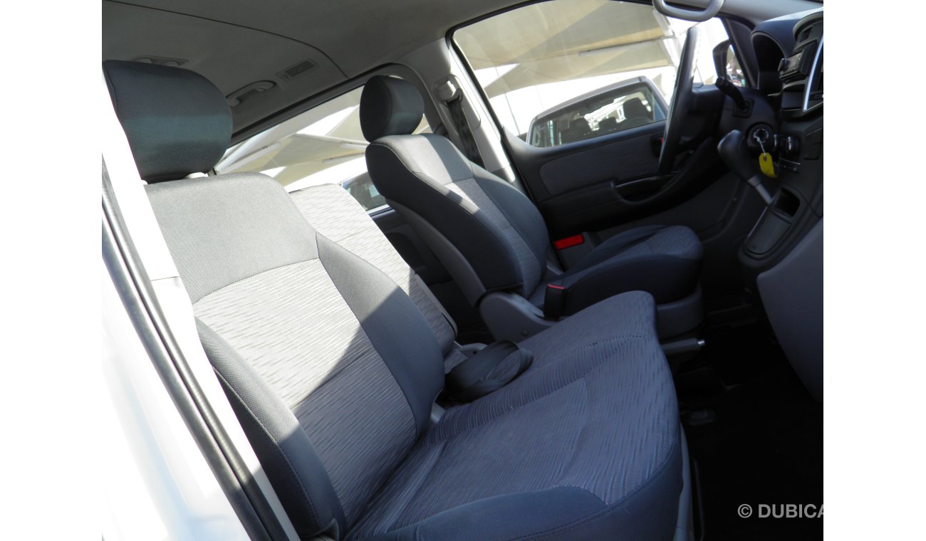 Hyundai H-1 2016 9 seats Ref# 282