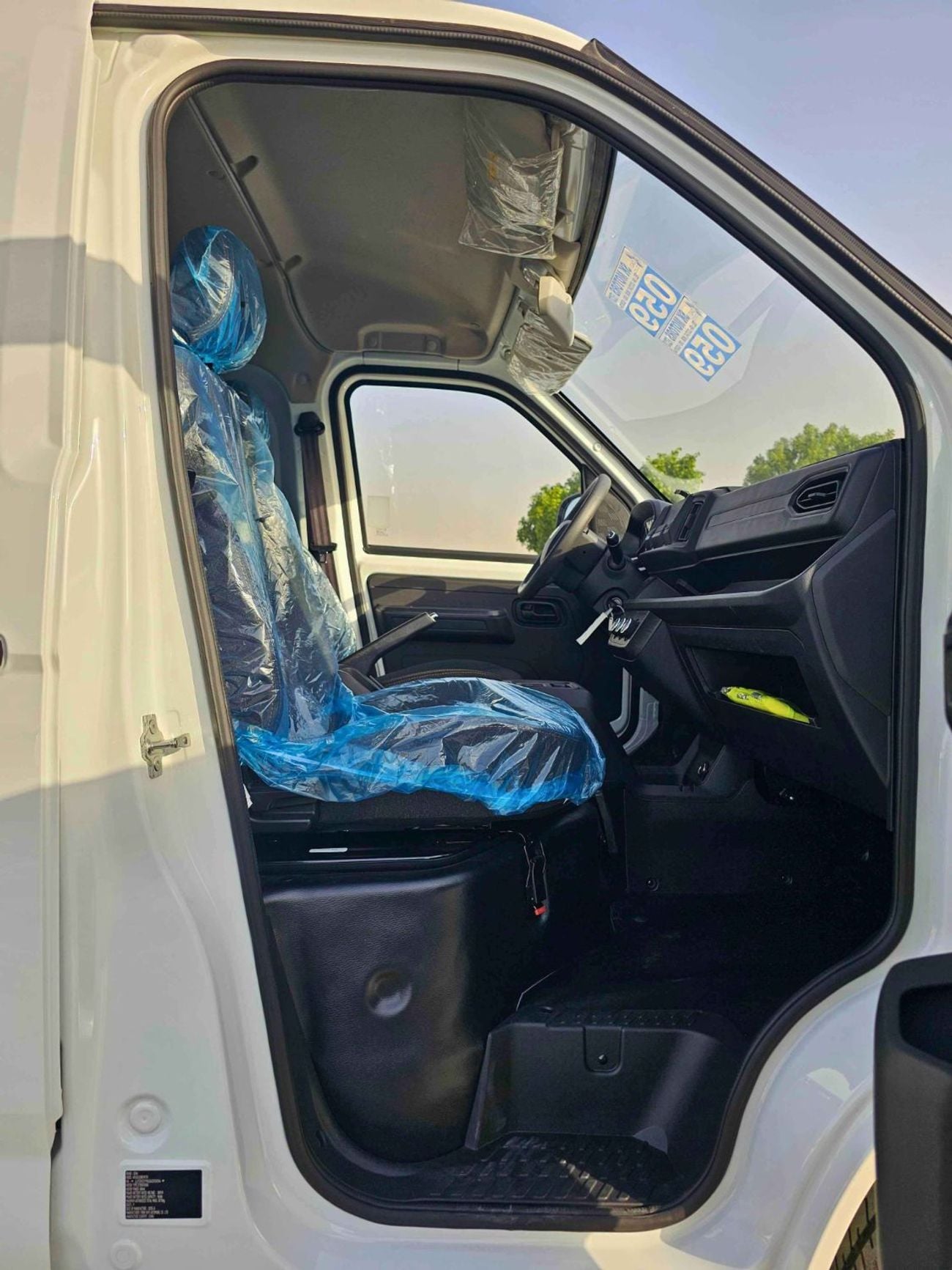 سينو جولد سينا إي في 300 ELECTRIC / PASSENGER 9 SEATS / DUAL CHRAGING PORT (CODE # SEVP25)