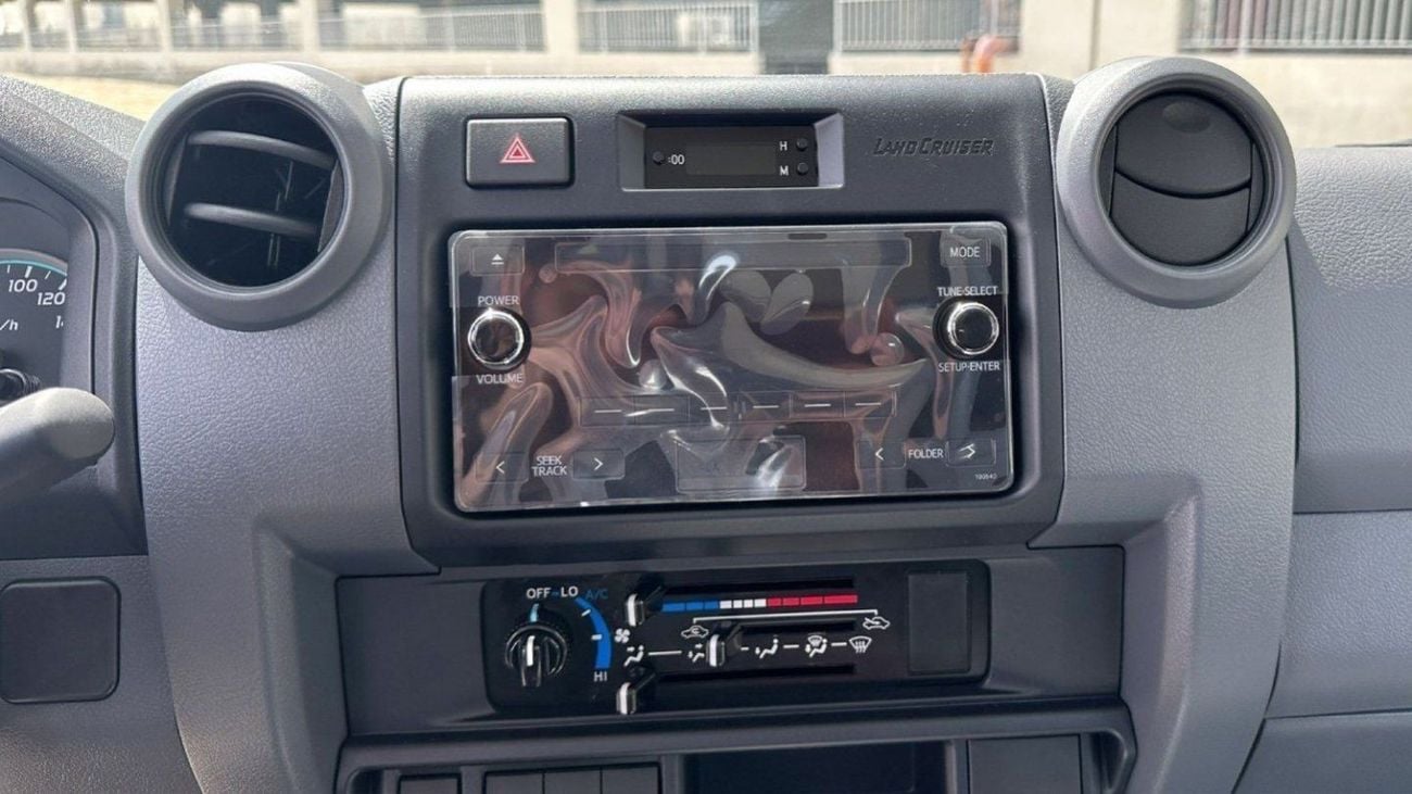 Toyota Land Cruiser Pick Up Toyota Land Cruiser Pickup LC79 DC 4.2L Diesel 2024