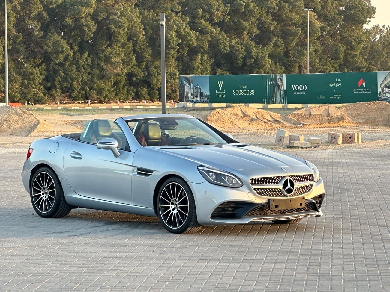 Mercedes-Benz SLC 200 Std 2.0L