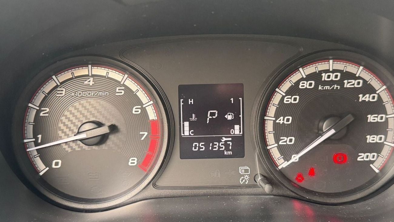 Mitsubishi Xpander Mid 1.5L