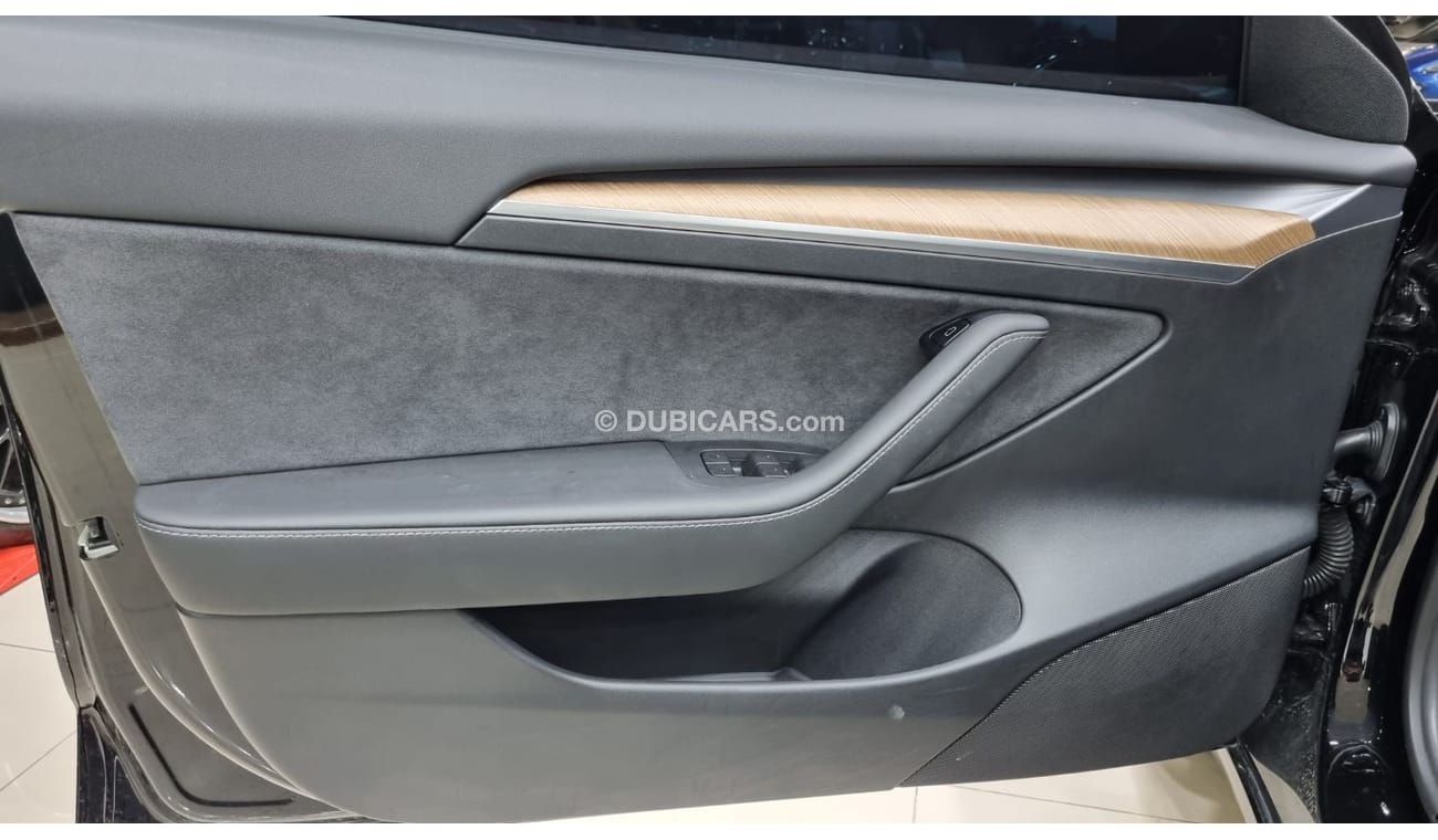 Tesla Model 3 Standard Plus TESLA MODEL 3 STANDARD 2021 WITH 18K KM ONLY FOR 173K AED