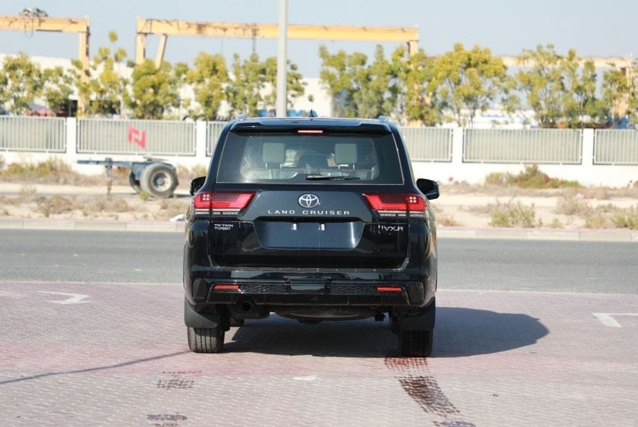 تويوتا لاند كروزر LC300 3.3 TWIN TURBO DIESEL VXR WITH RADAR 2024 MODEL