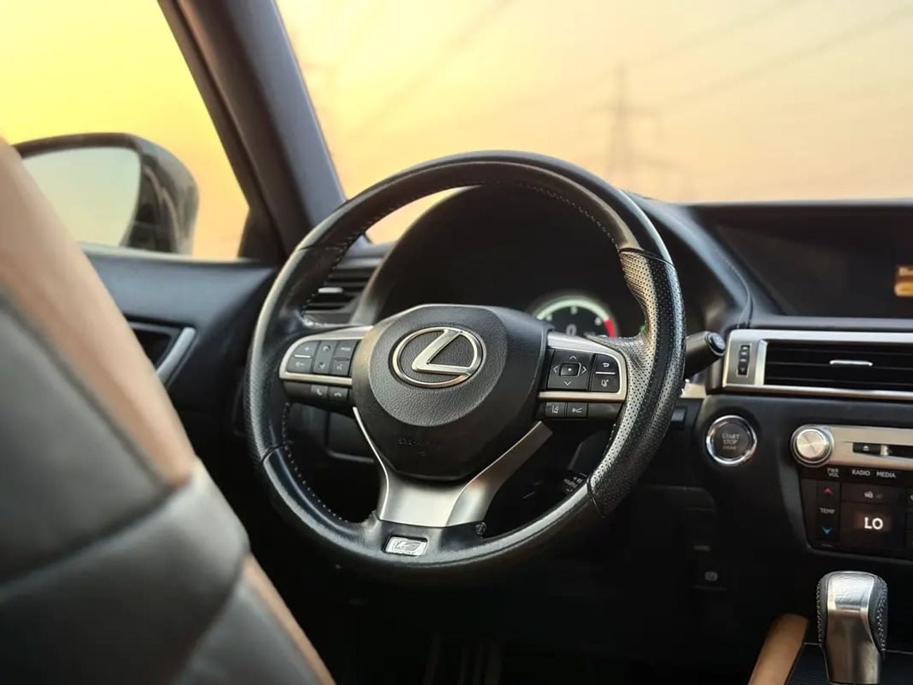 لكزس GS 350 GS200t | Warranty | GCC Specs