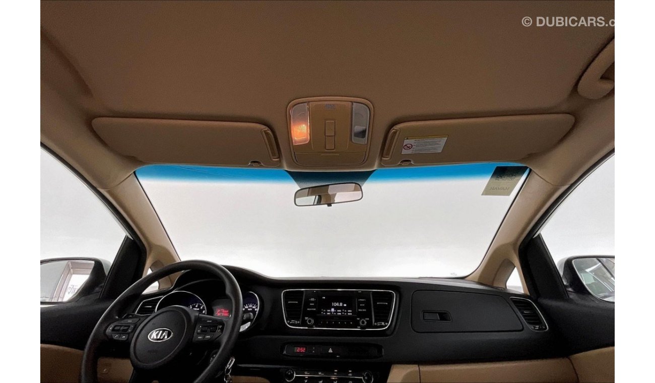 كيا كارنيفال LX