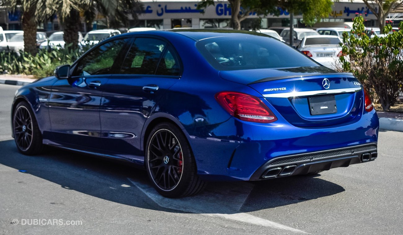 Mercedes-Benz C 63 AMG