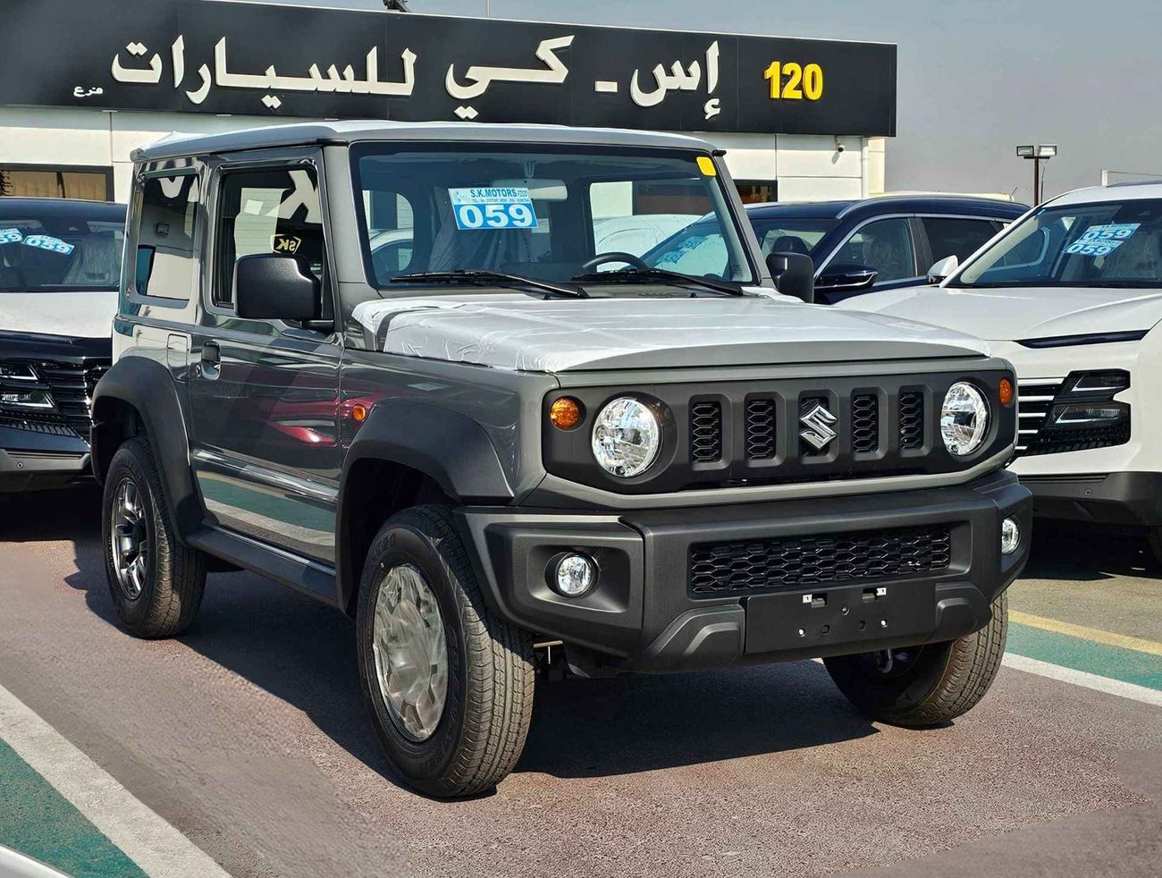 Suzuki Jimny 1.5L  PETROL / A/T / GL ALL GRIP OFF ROAD / DOUBLE TONE / 4WD (CODE # JY15GL)