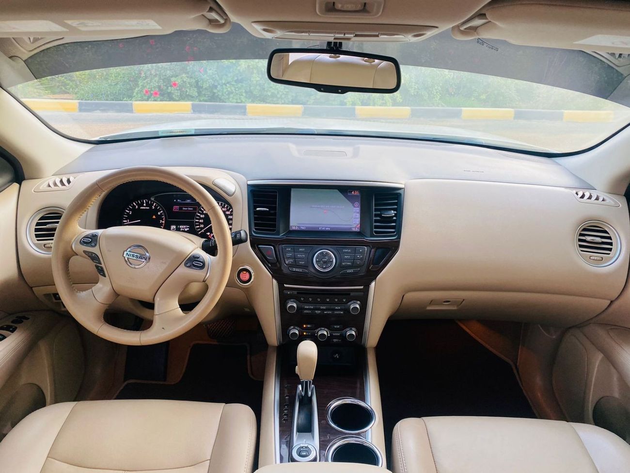 Nissan Pathfinder SV