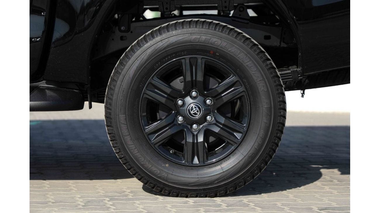 تويوتا هيلوكس تويوتا هايلكس 2024 4x4 DC 2.7 HI - أسود من الداخل أسود | تصدير فقط