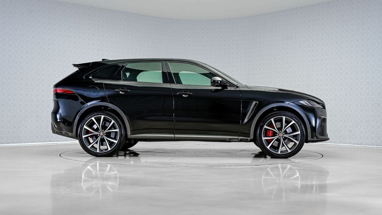 جاكوار F بيس Special Offer | AED 4,807 PM | Super Low KM, Warranty, Service Oct 2028 | F Pace P550 SVR