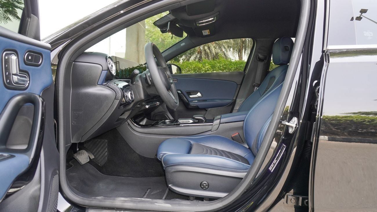 مرسيدس بنز A 220 KOREAN SPECS 2020!! NO PAINT!! NO ACCIDENT! IMMACULATE CONDITION