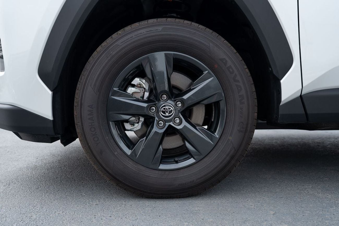 Toyota RAV4 LE 4X2HEV 2.5L Automatic