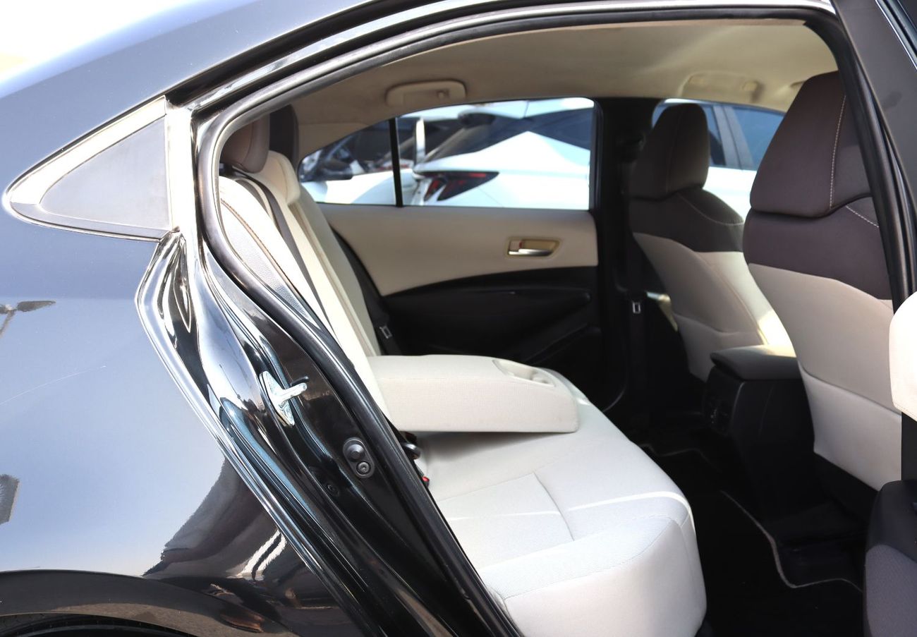 تويوتا كورولا تويتا كرولا - 2022- خليجى - بدون حواداث - فل أوبشن  رقم واحد - بمحرك 1.6- بحاله ممتازه